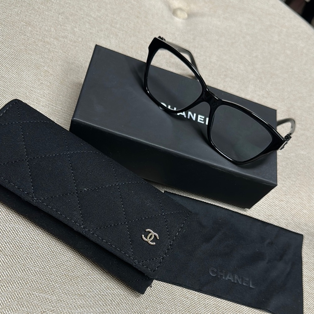 Authentic CHANEL Black Glasses Modern Design